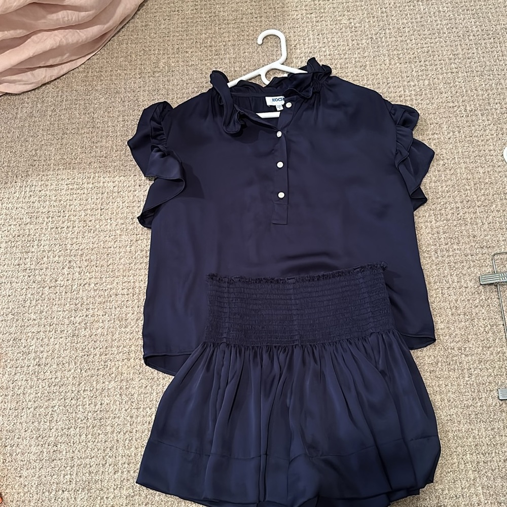*SET* Koch Erica skirt and Pixie Top